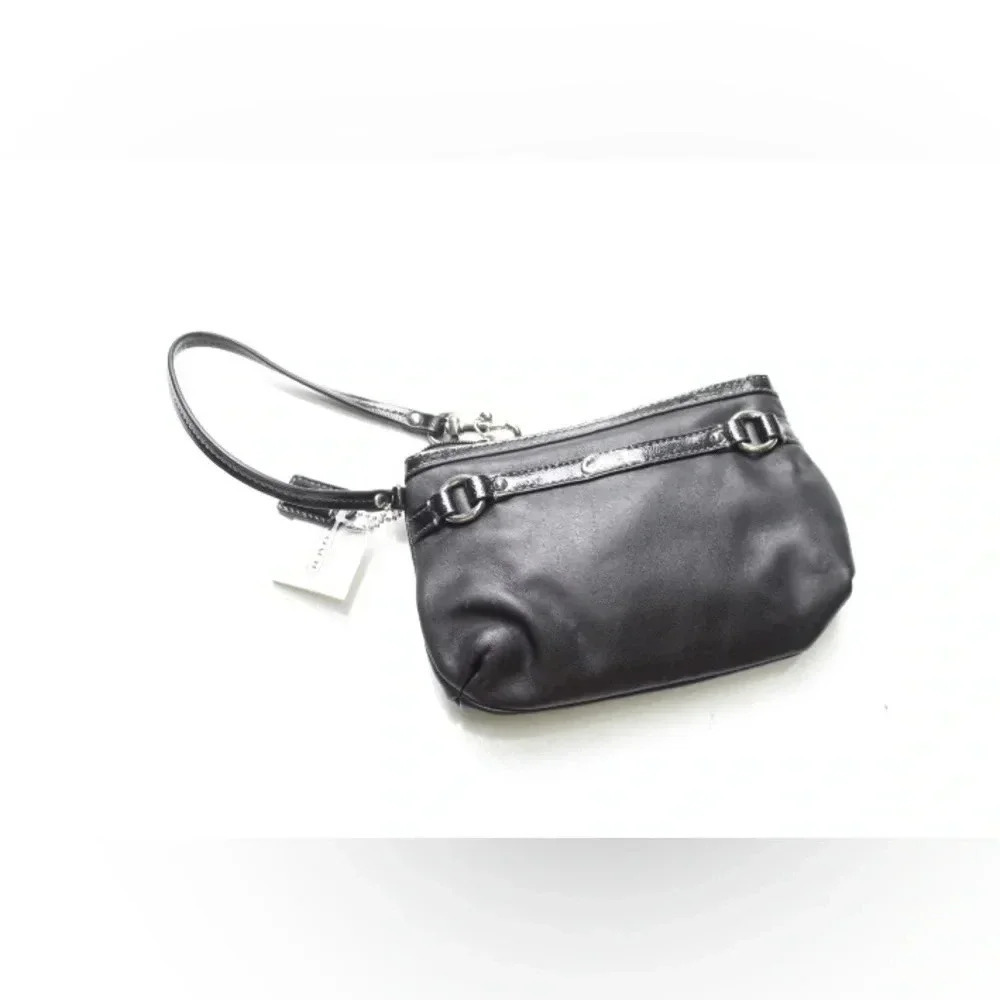 NWT coach wristlet